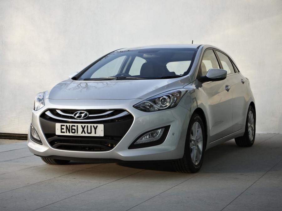  Hyundai i30 5-Door 2012 года  (UK) (фото 8 из 30)